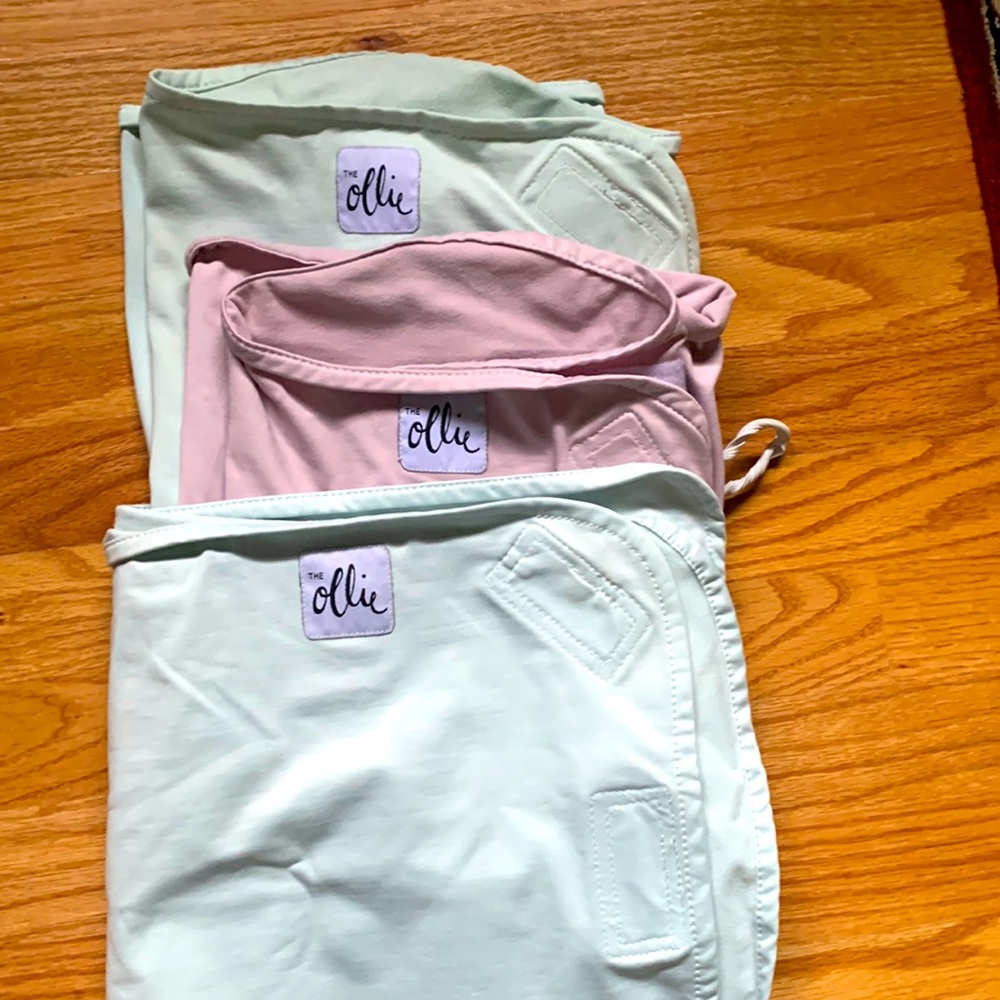 3 Ollie Swaddles
